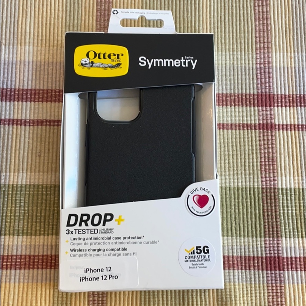 Otter box Symmetry case 12/12pro